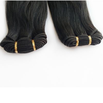 Muti-Color 100% capelli umani fasci di tessuto cruda vergine Remy cuticule allineato capelli tessuto