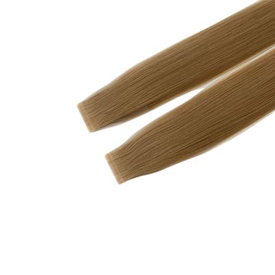 Richiesta personalizzata accettata per estensioni di capelli con nastro in colore biondo