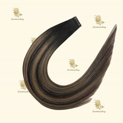 Distribuzioni di capelli umani da 20 pollici con nastro pre-connesso per lo stile avanzato